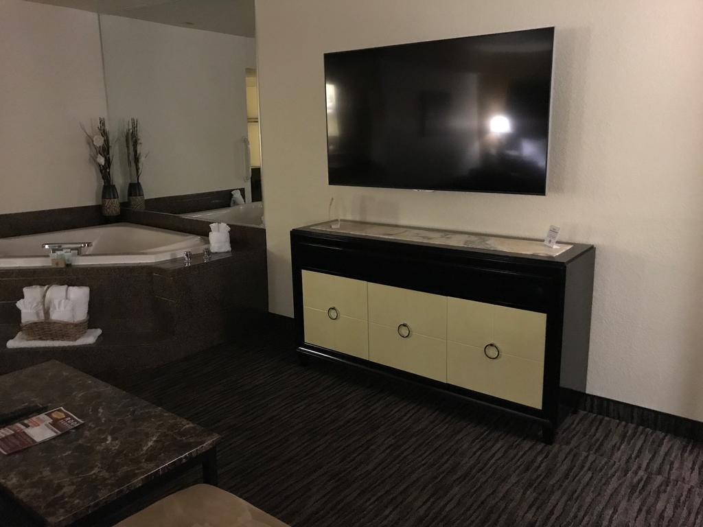 Ramada By Wyndham Terrible'S Hotel & Casino Jean Buitenkant foto