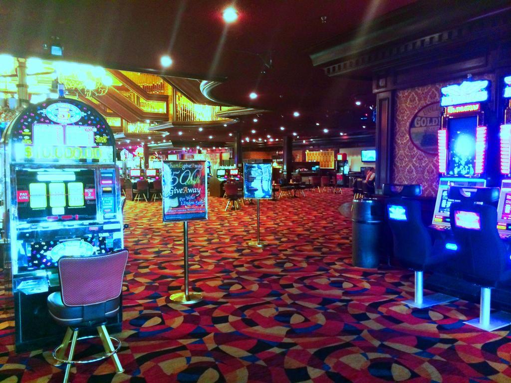 Ramada By Wyndham Terrible'S Hotel & Casino Jean Buitenkant foto