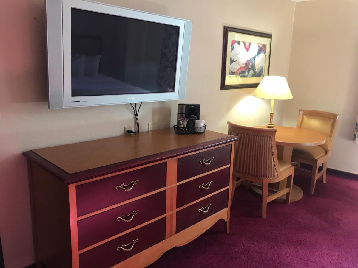 Ramada By Wyndham Terrible'S Hotel & Casino Jean Buitenkant foto