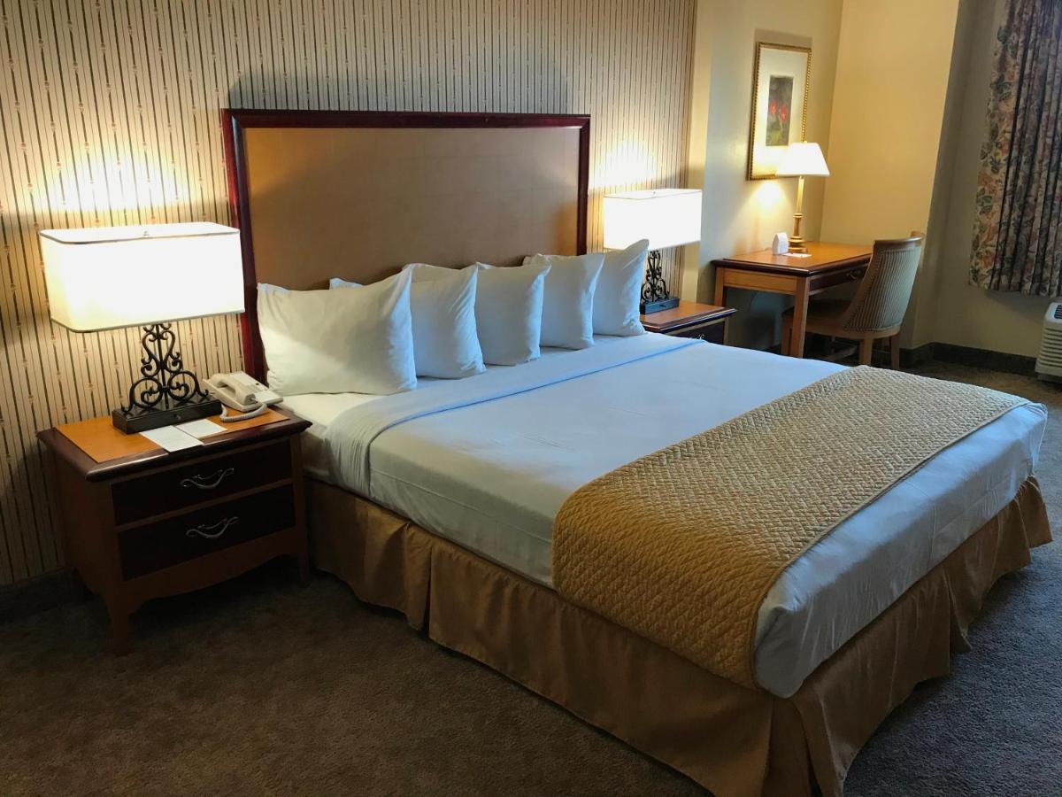 Ramada By Wyndham Terrible'S Hotel & Casino Jean Buitenkant foto