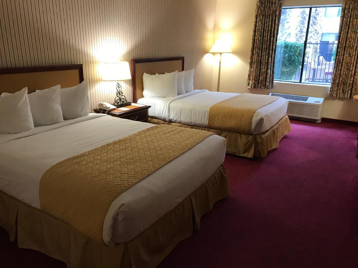 Ramada By Wyndham Terrible'S Hotel & Casino Jean Buitenkant foto